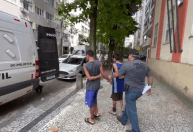 Suspeito de participação na morte de fã de Taylor Swift é preso de novo por assalto