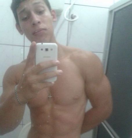 Ramon Dino pratica atividades físicas desde a adolescência / Reprodução