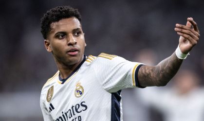 Rodrygo e Bellingham brilham, e Real Madrid vence Napoli na Champions League