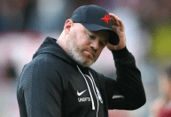 Astro inglês revela problemas com álcool no ínicio da carreira: “Rota de fuga”