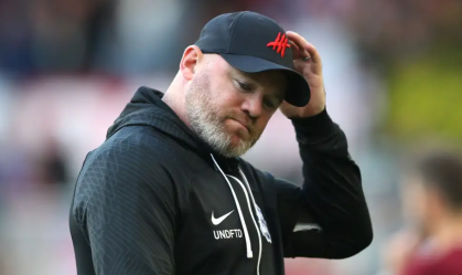 Rooney em jogo do Birmingham