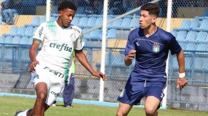 São Caetano em jogo contra o Palmeiras no Sub-20