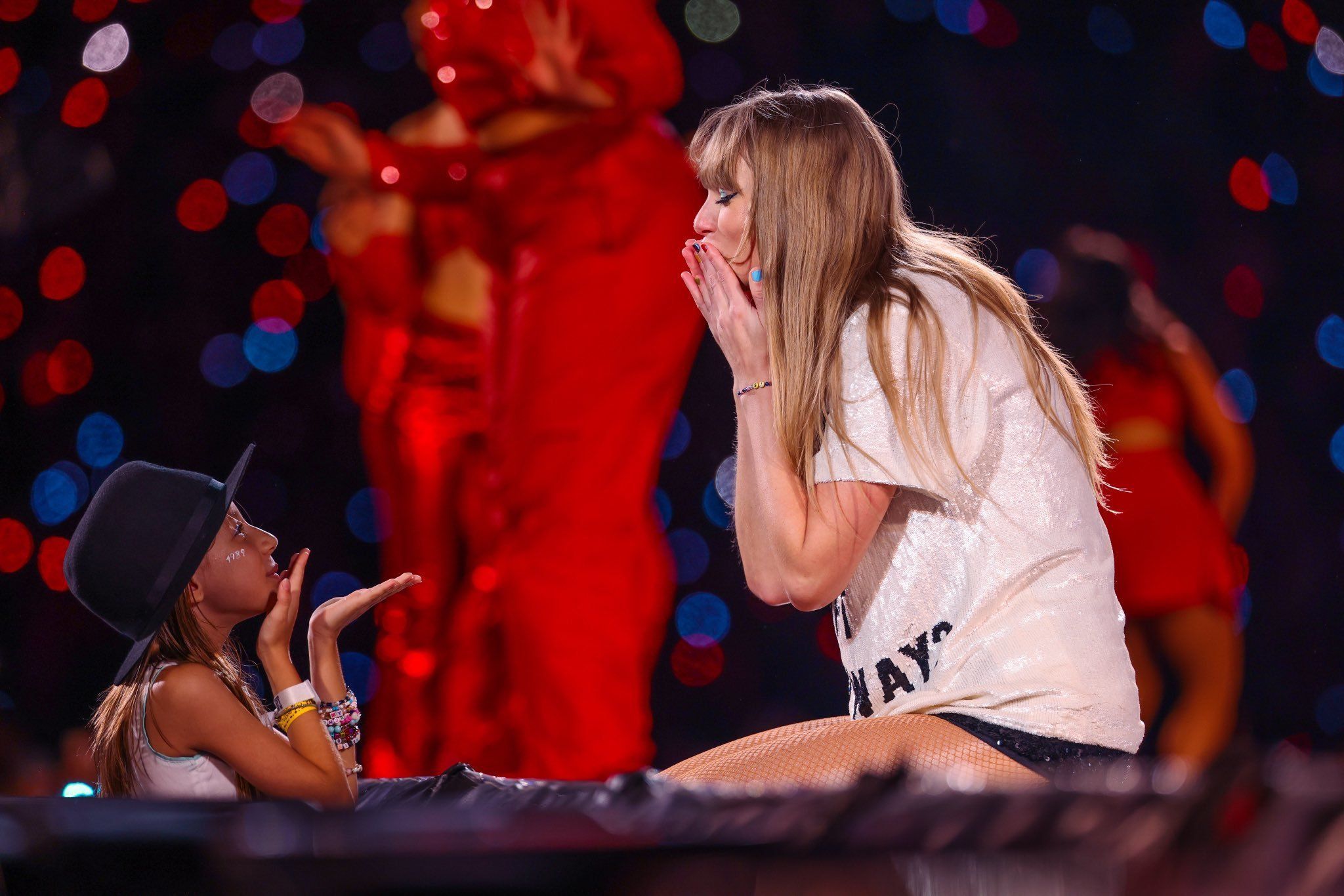 taylor swift chapeu