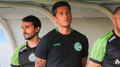 Thiago Carpini, técnico do Juventude, no jogo que garantiu o acesso à Série A