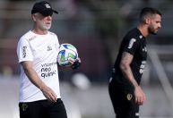 Contra o Vasco, Corinthians deve mudar esquema tático e forma de jogar