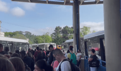SP: Paralisação de ônibus afeta 37 linhas de passageiros na zona sul