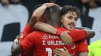 Inter e Corinthians em campo pela 37ª rodada do Campeonato Brasileiro