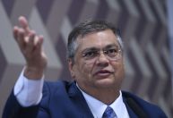 Jantar para Dino reuniu ministro do STF e parlamentares em meio a desavença entre poderes