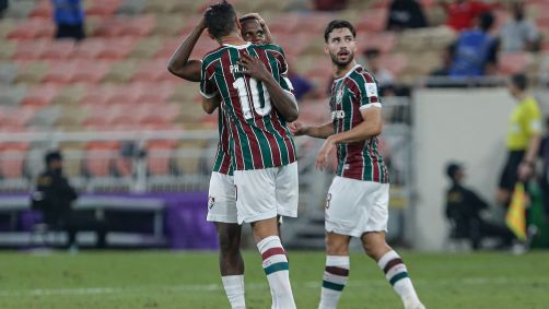 Arias comemora com Ganso