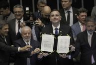 “Reforma tributária se impôs porque o Brasil não podia mais conviver com o atraso”, diz Pacheco após promulgação