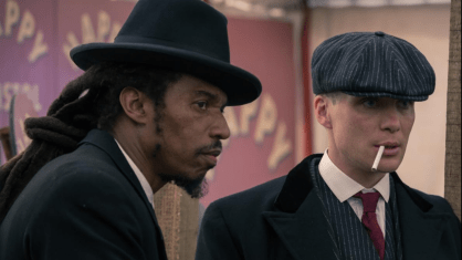 Benjamin Zephaniah e Cillian Murphy em Peaky Blinders