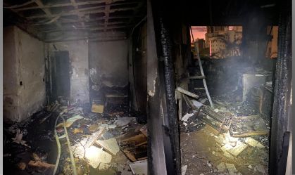 Apartamentos danificados após incêndio em prédio na região central de Belo Horizonte