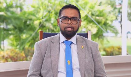Guiana diz que navio venezuelano entrou em águas do país