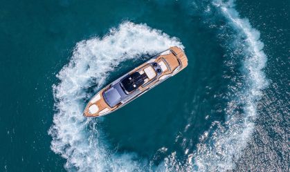 Conheça o megaiate italiano de R$ 90 milhões que chega ao Brasil