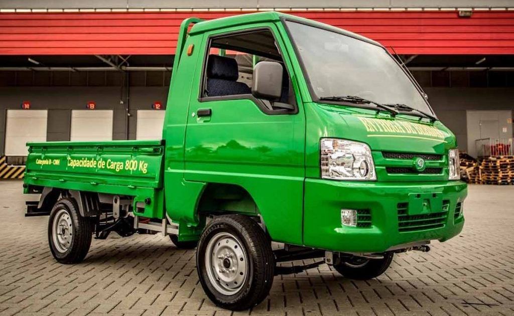 Startup brasileira busca lugar ao Sol com veículos 100% elétricos