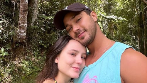 Larissa Manoela e André Luiz Frambach compartilharam declarações de amor na lua de mel