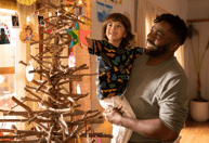 Clima natalino marca bastidores de novo filme de Lázaro Ramos e Ingrid Guimarães