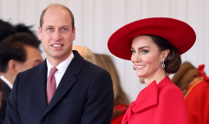 Por que a família real britânica está no centro de uma onda de teorias da conspiração
