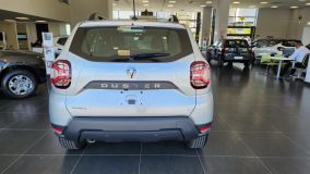 Renault Duster Intense Plus: SUV fica renovado na linha 2024