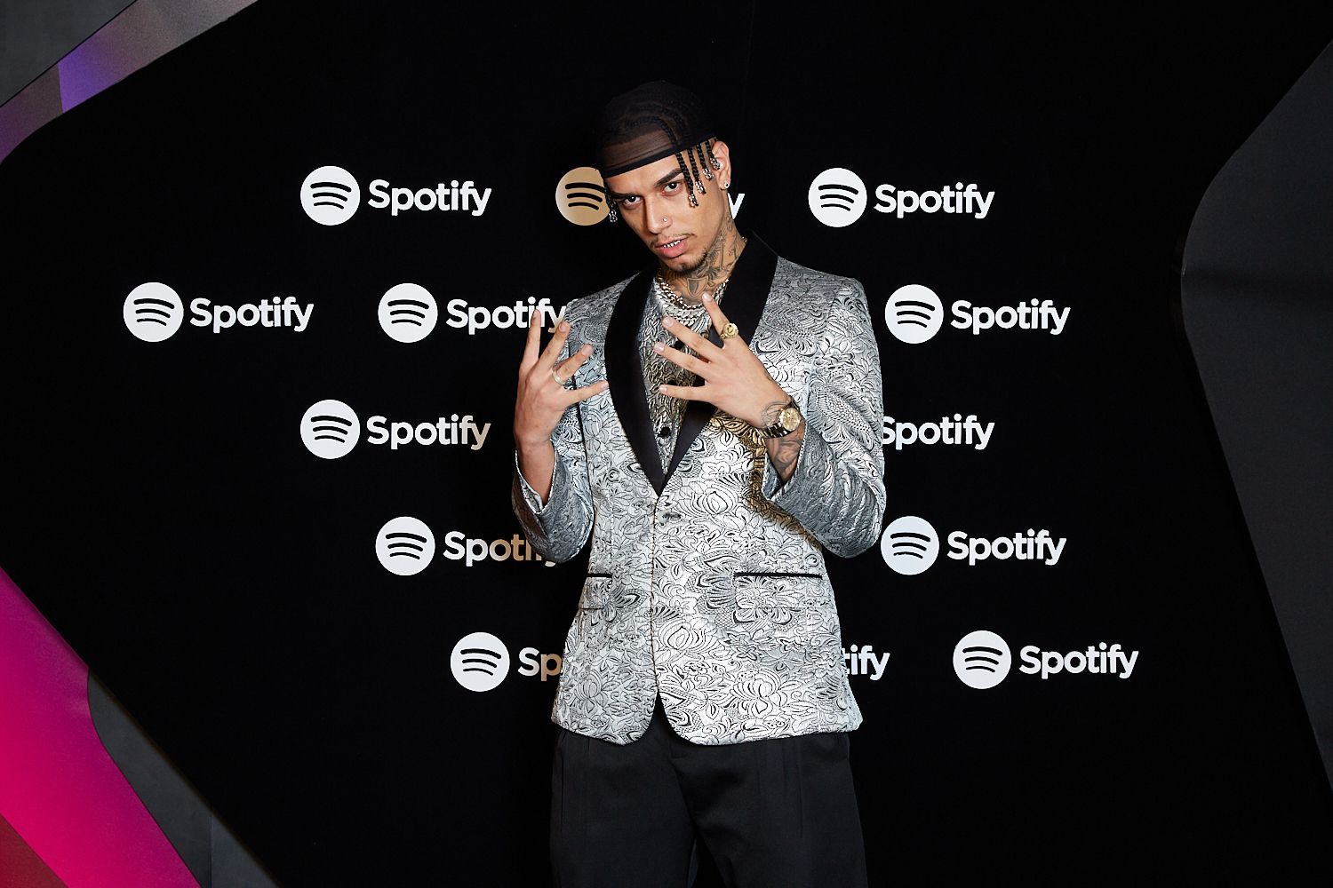 Cantor Veigh também marcou presença no evento / Bruno Di Torino/Spotify