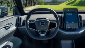 Volvo EX30: SUV 100% elétrico chega às loja em 2024