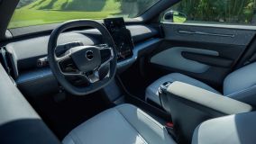 Volvo EX30: SUV 100% elétrico chega às loja em 2024