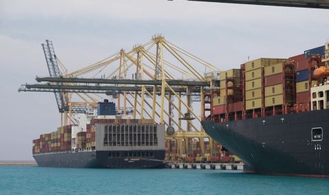 O porto Rei Abdullah, da Arábia Saudita, localizado no Mar Vermelho, é uma das referências em eficiência de exportações marítimas