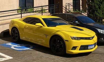 PF apreende carros de luxo em operação contra traficantes em SP