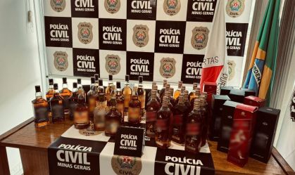 Homem é preso suspeito de comercializar bebida adulterada que pode ter causado a morte de duas pessoas em MG