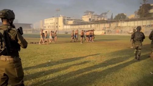 Detidos em estádio em Gaza