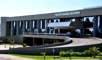 Justiça proíbe presidente da Assembleia Legislativa do Maranhão de usar sobrenome atrelado a programa social