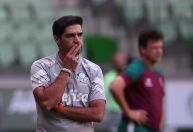 Abel Ferreira revela busca do Palmeiras por três reforços; veja posições