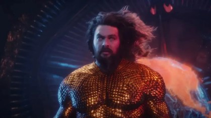 O ator Jason Momoa retorna ao papel de protagonista no filme "Aquaman 2: O Reino Perdido", que estreia em 20 de dezembro