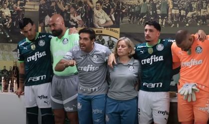 Abel Ferreira comanda vestiário pós-vitória do Palmeiras diante do Fluminense