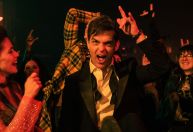 “Berlim”: spin-off de “La Casa de Papel” tem DNA mais leve, diz Pedro Alonso