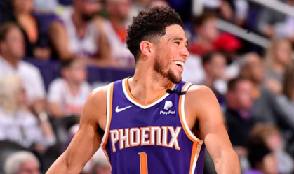 Devin Booker marcou 70 pontos em partida do Phoenix Suns