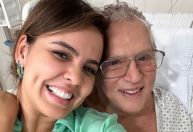 Esposa de Carlos Alberto de Nóbrega atualiza quadro de saúde do apresentador