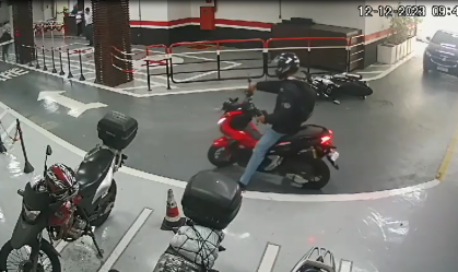 Veja momento em que Dr. Roberto Kalil é assaltado em SP