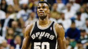David Robinson marcou 71 pontos em partida dos Spurs