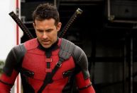 Ryan Reynolds publica nova foto vestido de Deadpool; veja