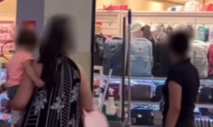 Auxiliar de limpeza é alvo de xingamentos e discriminação em shopping, em Ipatinga