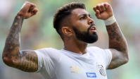 Gabigol no Santos: relembre os números e títulos do atacante pelo Peixe