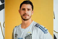 Santos anuncia contratação de Giuliano, ex-Corinthians