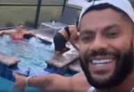 Vídeo: Ídolo do Atlético-MG, Hulk curte férias nos Estados Unidos