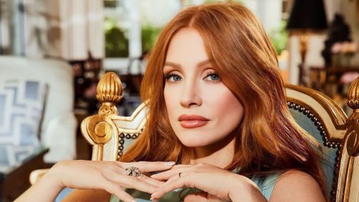 Jessica Chastain destacou as vantagens de não ter conquistado a fama precocemente.