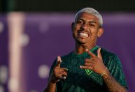 John Kennedy é reintegrado pelo Fluminense e será reforço contra o São Paulo