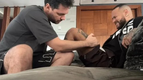 Neymar faz tratamento para lesão no joelho esquerdo