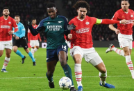 Champions League: já classificados, Arsenal e PSV empatam na Holanda