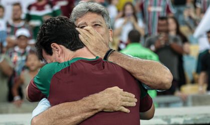 Renato Gaúcho chama estilo de Diniz de "roleta russa": "Sou totalmente contra"