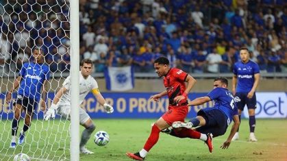 Vitor Roque marcou contra o Cruzeiro